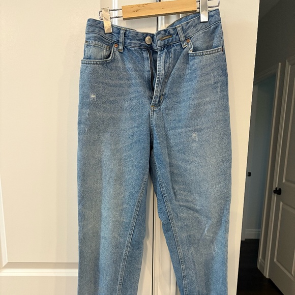 BDG Jeans - Picture 1 of 2